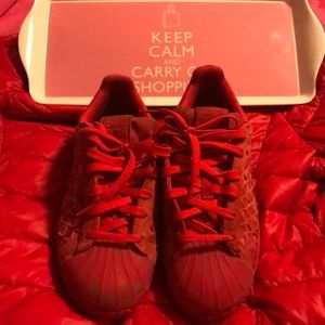 ❤️ADIDAS SNEAKERS ❤️WEEKEND SALE IS OVER SORRY 😐